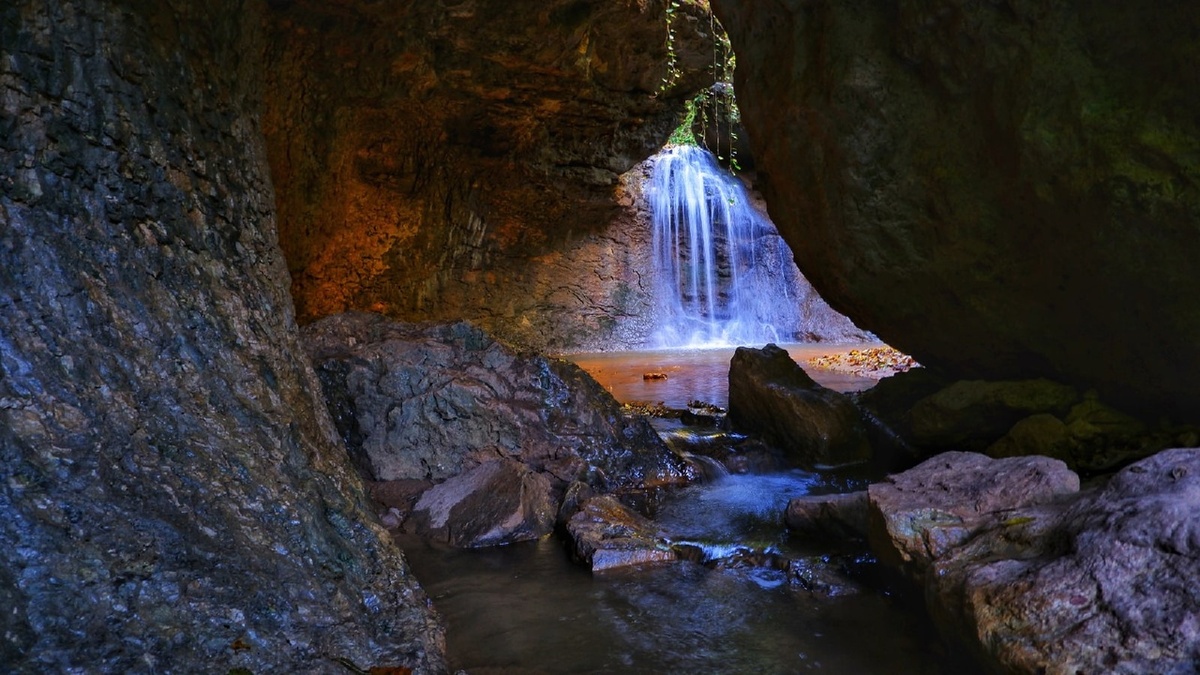 Экскурсионный эко-тур по Адыгее &quot;Путешествие в край гор и водопадов&quot;